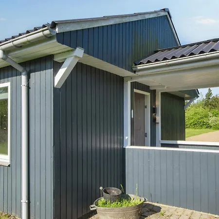 5 Person In Bording-by Traum * Bording Stationsby